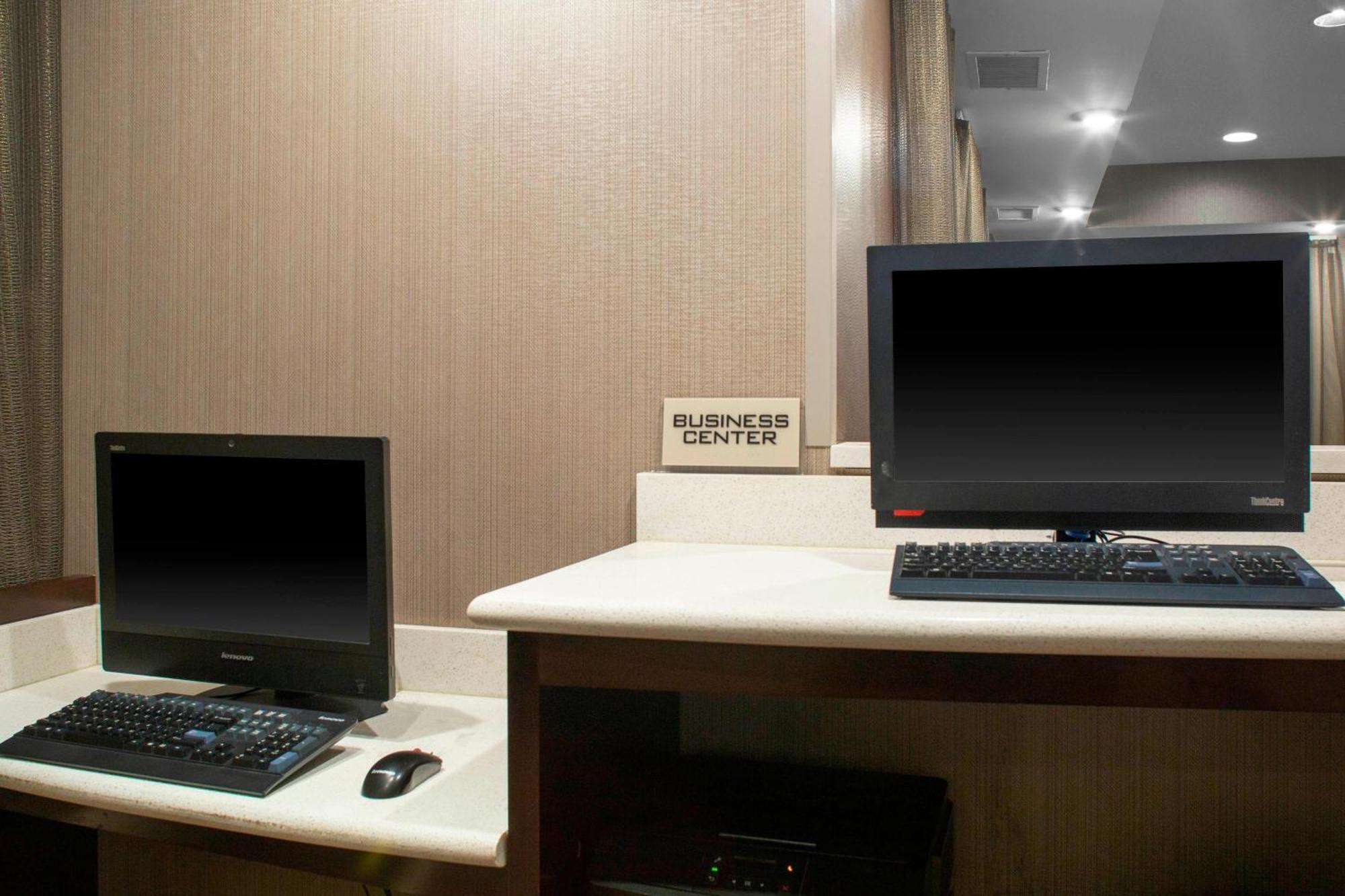 ホテル スプリングヒル スイーツ メンフィス イースト ガレリア エクステリア 写真